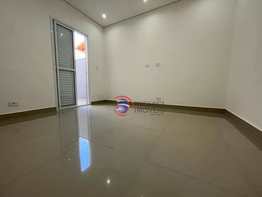 Sobrado à venda com 2 quartos, 243m² - Foto 3