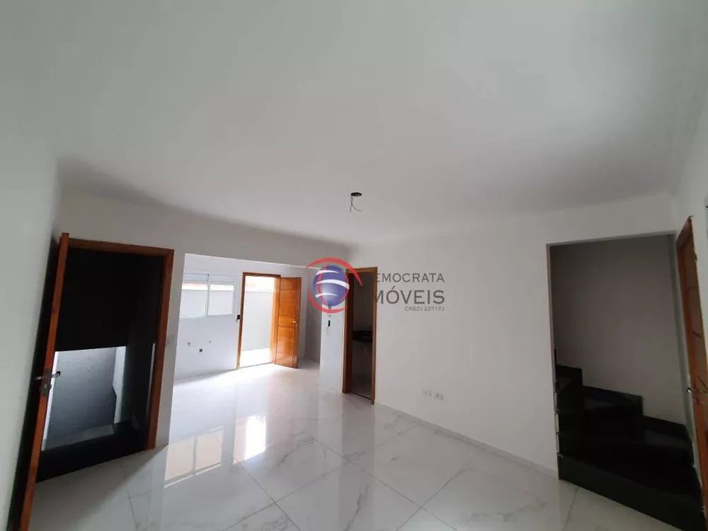 Sobrado à venda com 3 quartos, 142m² - Foto 2