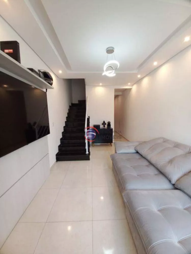 Sobrado à venda com 2 quartos, 138m² - Foto 2