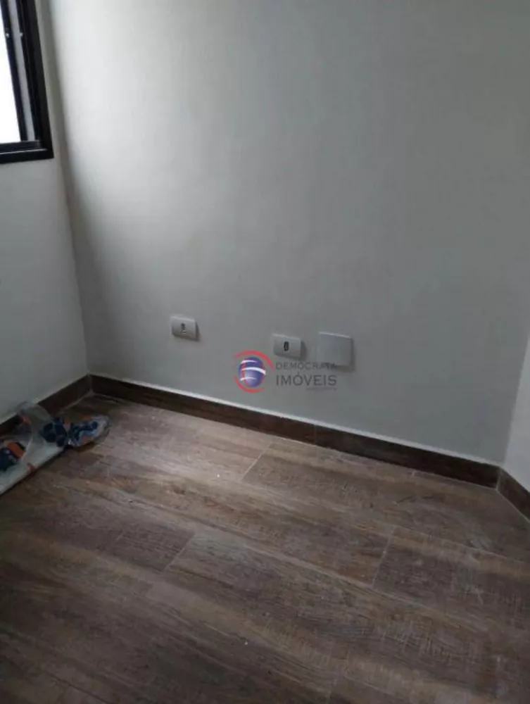 Apartamento à venda com 2 quartos, 55m² - Foto 4