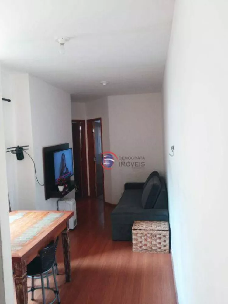 Apartamento à venda com 2 quartos, 56m² - Foto 2