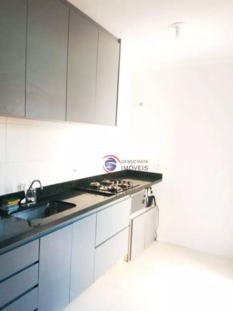 Apartamento à venda com 2 quartos, 56m² - Foto 14