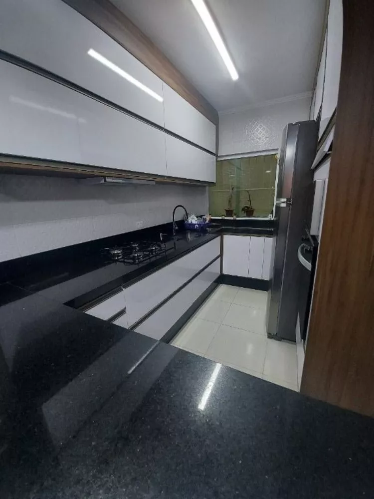 Sobrado à venda com 2 quartos, 114m² - Foto 18