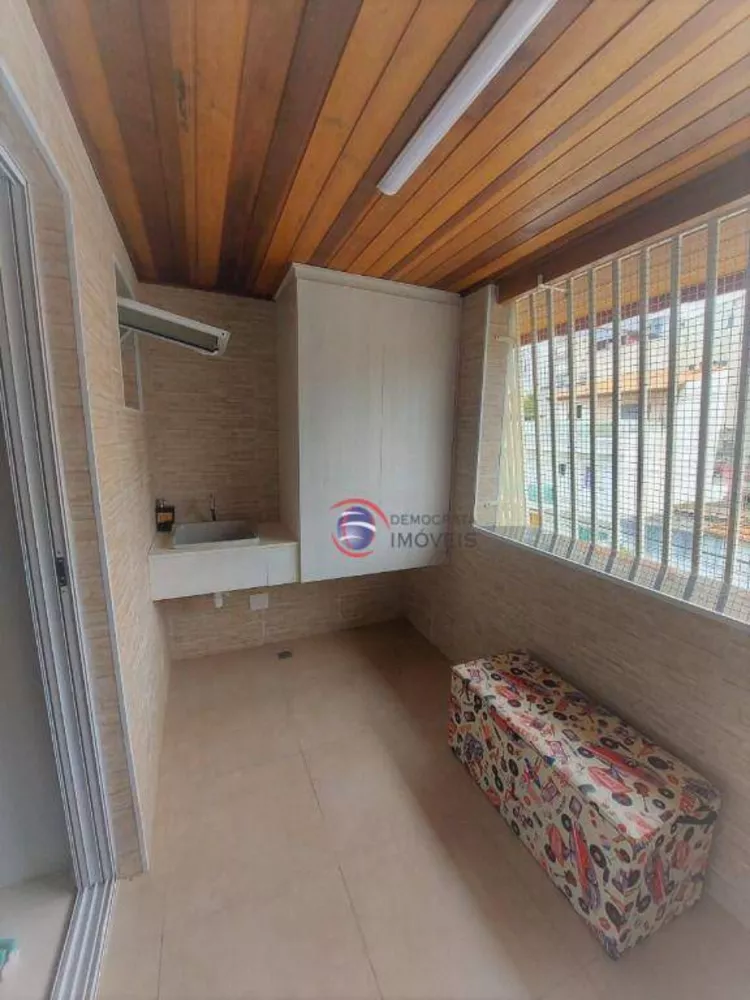 Sobrado à venda com 2 quartos, 114m² - Foto 4