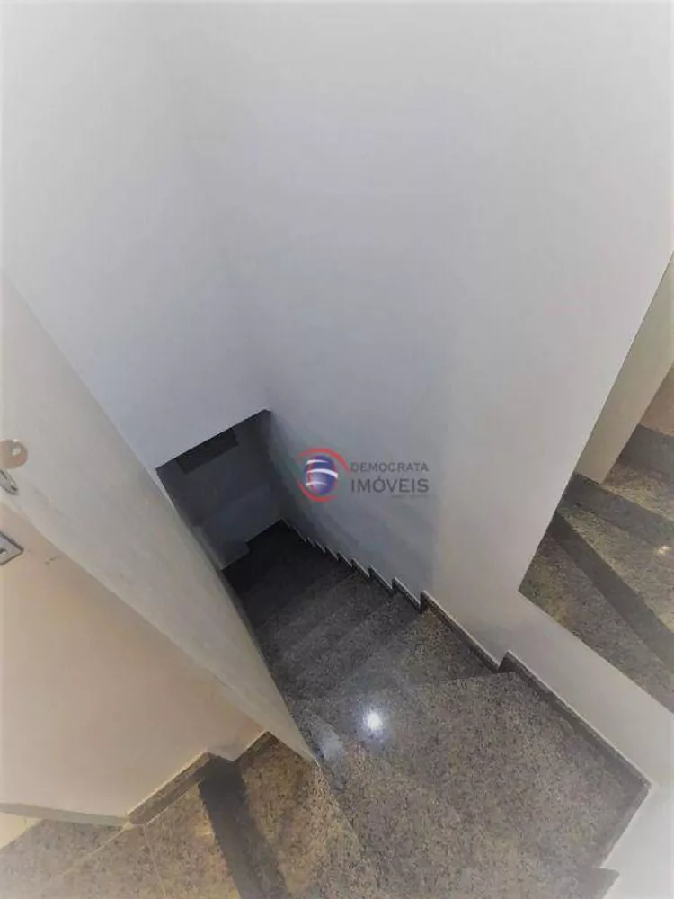 Sobrado à venda com 2 quartos, 114m² - Foto 9