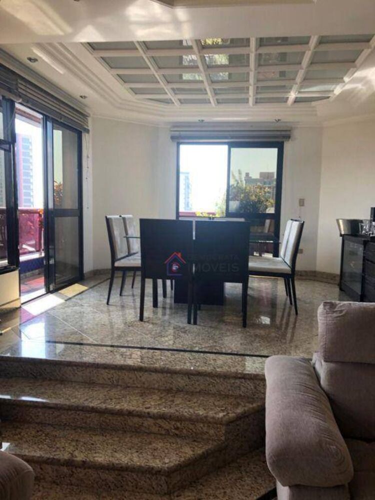 Apartamento, 3 quartos, 200 m² - Foto 1