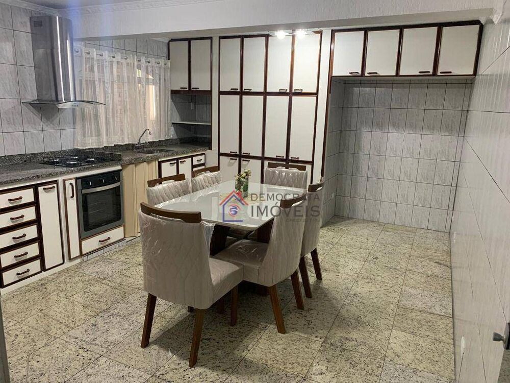Sobrado, 3 quartos, 220 m² - Foto 4