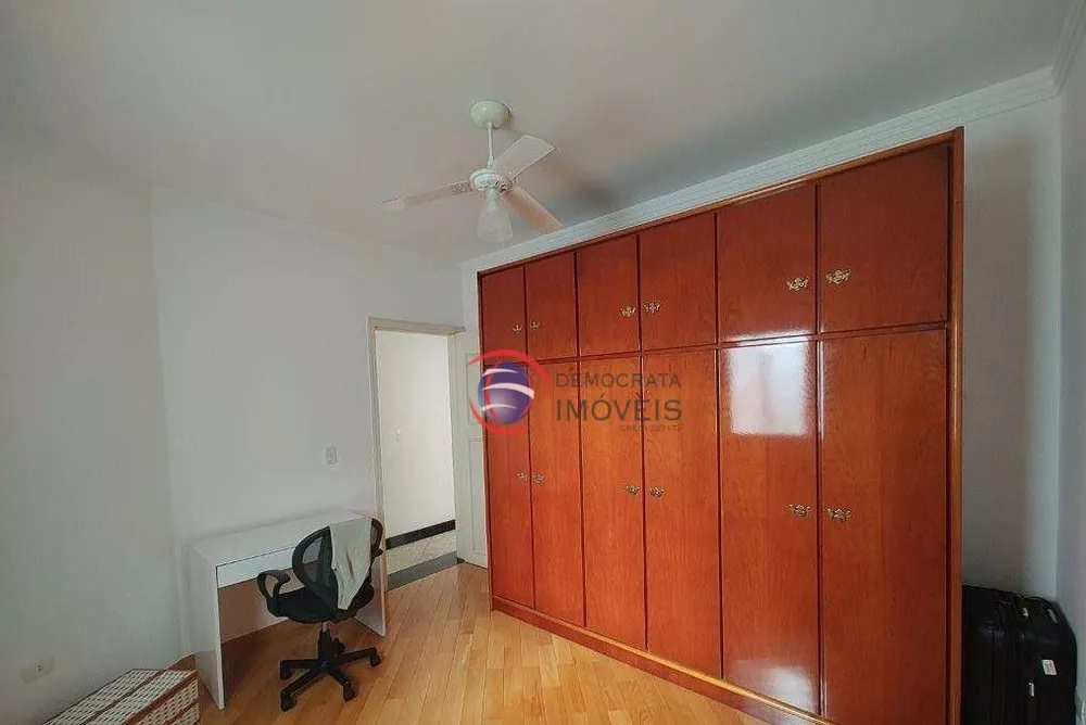 Sobrado à venda com 3 quartos, 234m² - Foto 6