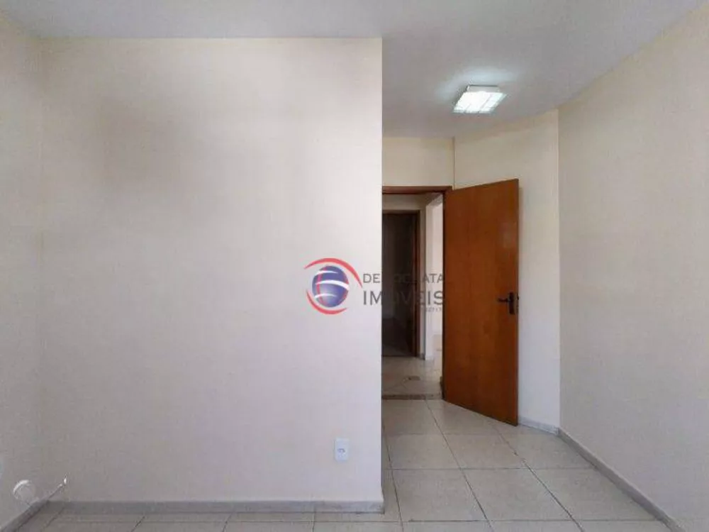 Apartamento à venda com 2 quartos, 70m² - Foto 6