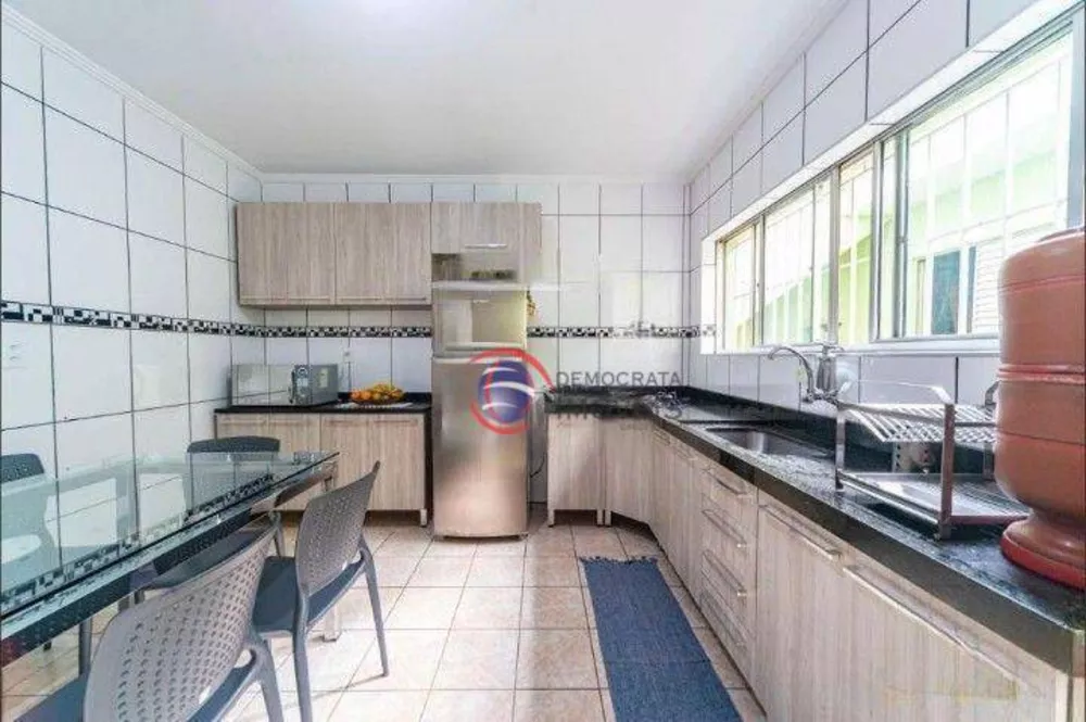 Sobrado à venda com 3 quartos, 130m² - Foto 12