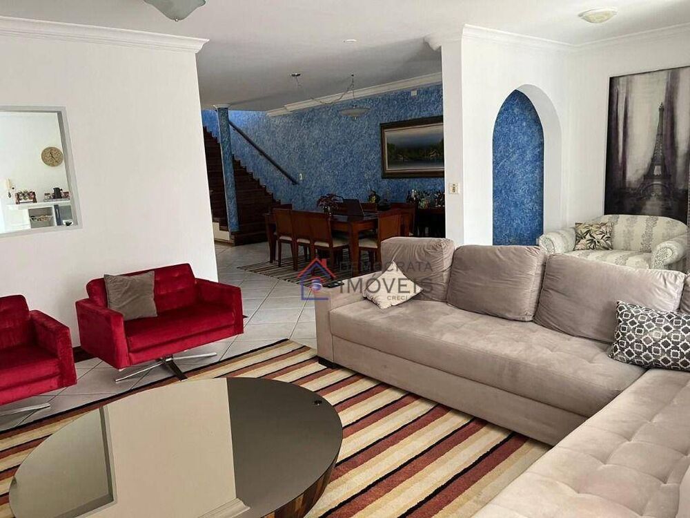 Sobrado, 3 quartos, 380 m² - Foto 1