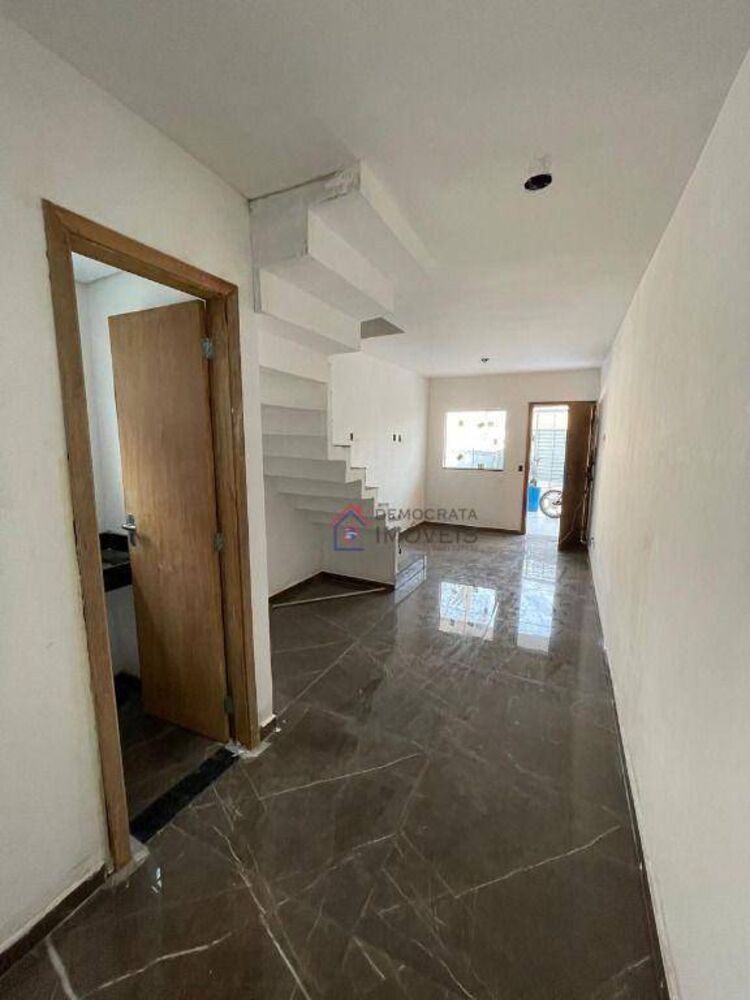 Sobrado, 2 quartos, 80 m² - Foto 1