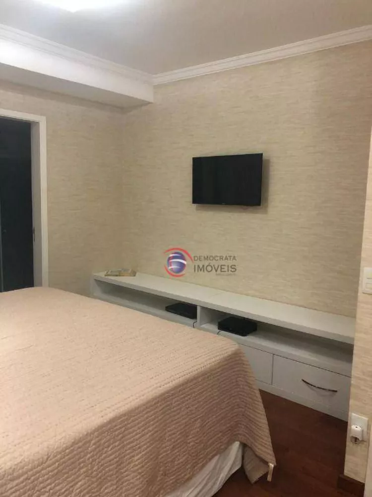 Apartamento à venda com 3 quartos, 122m² - Foto 10