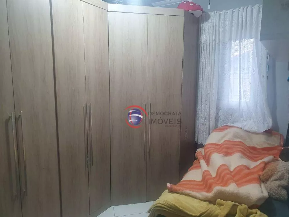 Sobrado à venda com 2 quartos, 90m² - Foto 4