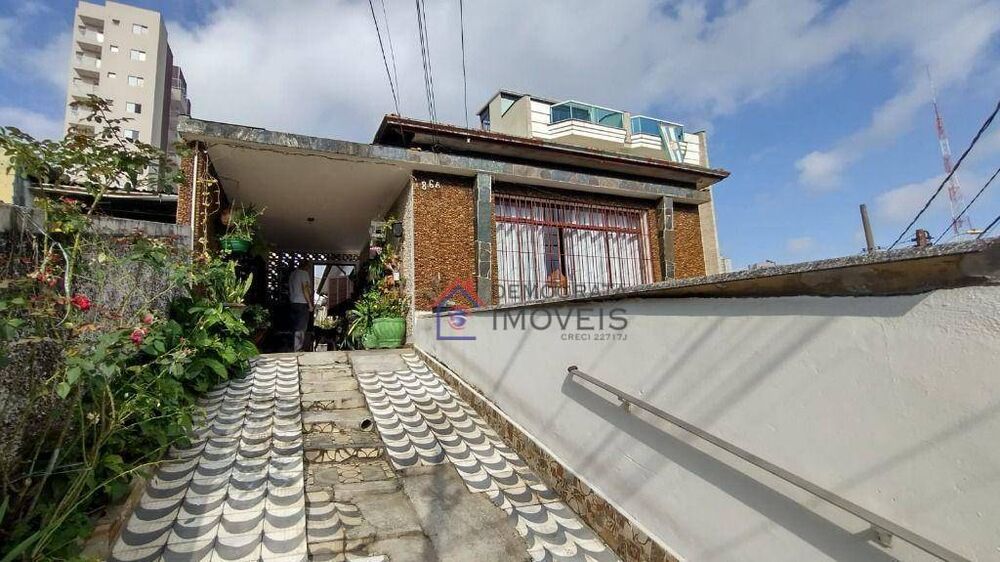 Casa, 4 quartos, 263 m² - Foto 1