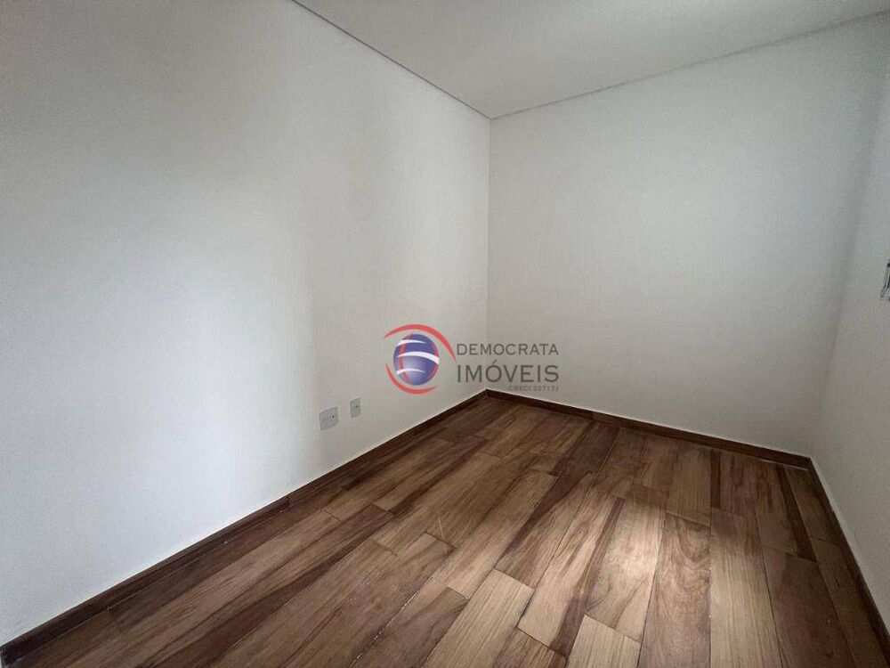 Cobertura à venda com 2 quartos, 102m² - Foto 2