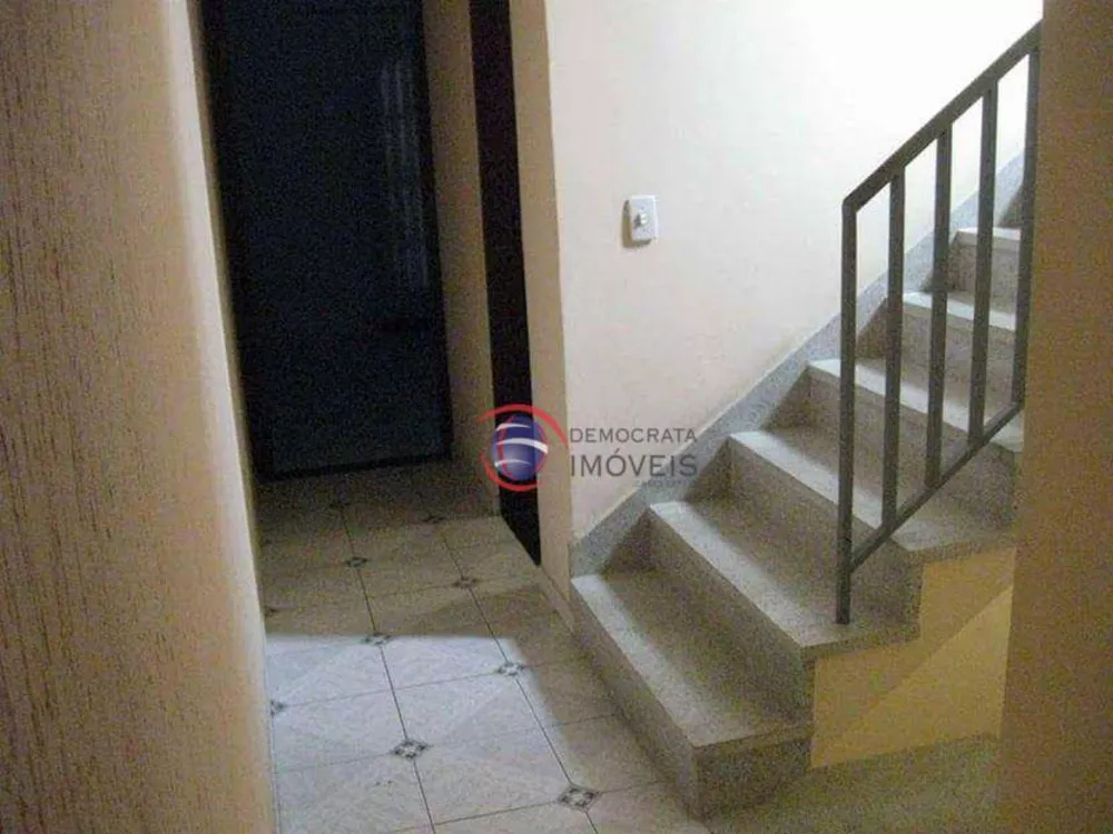 Sobrado à venda com 3 quartos, 180m² - Foto 14