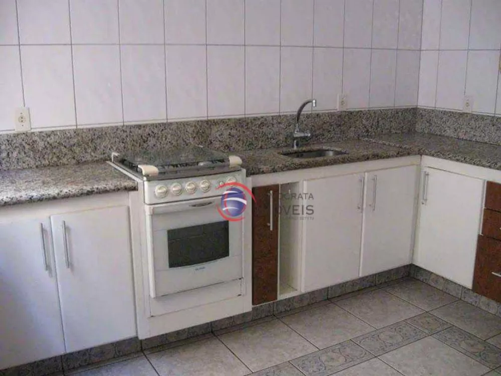 Sobrado à venda com 3 quartos, 180m² - Foto 10