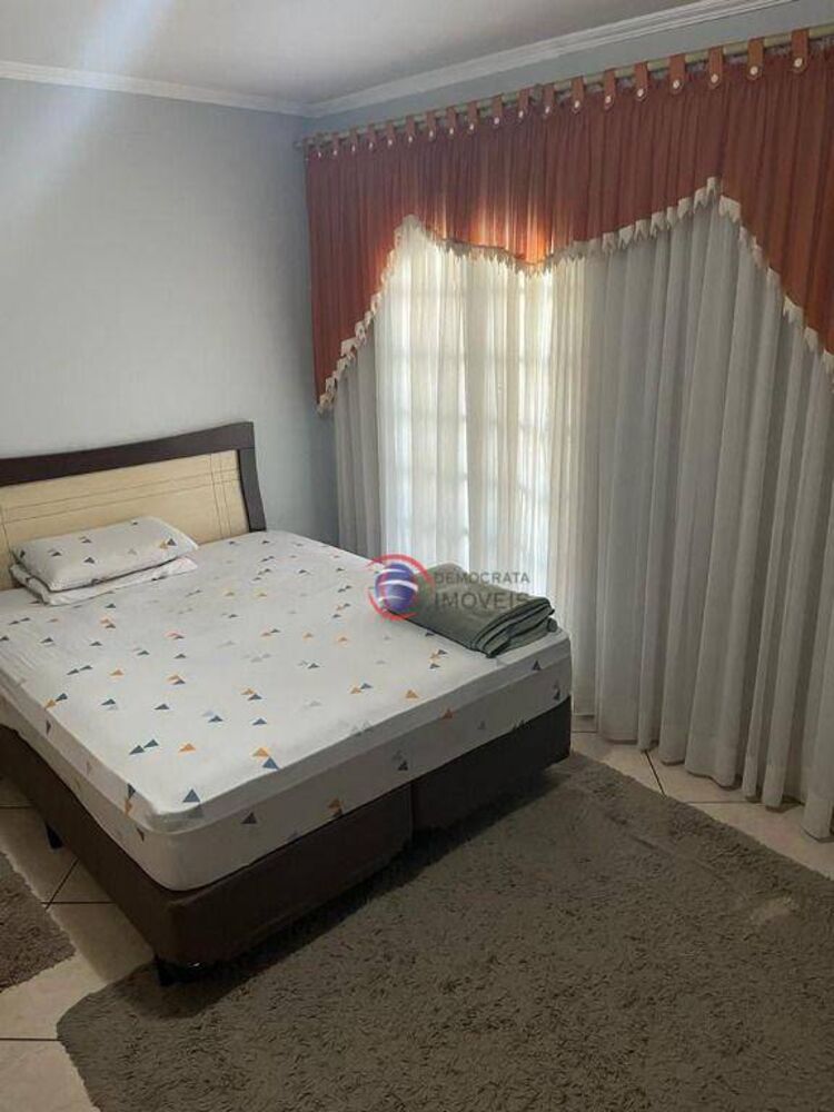 Sobrado, 3 quartos, 219 m² - Foto 3