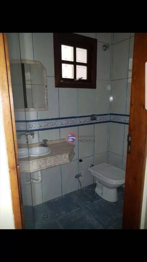 Sobrado à venda com 3 quartos, 200m² - Foto 14