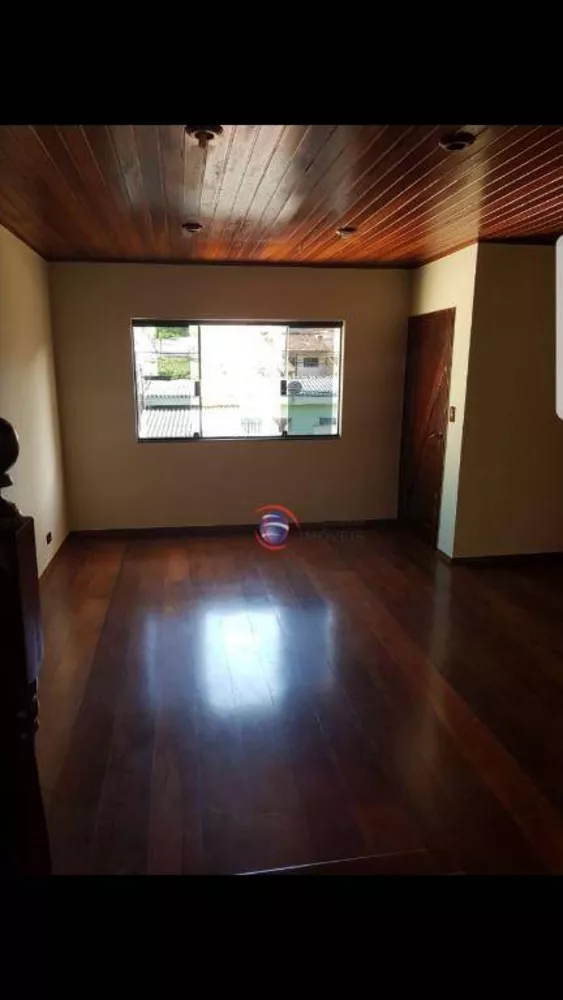 Sobrado à venda com 3 quartos, 200m² - Foto 3