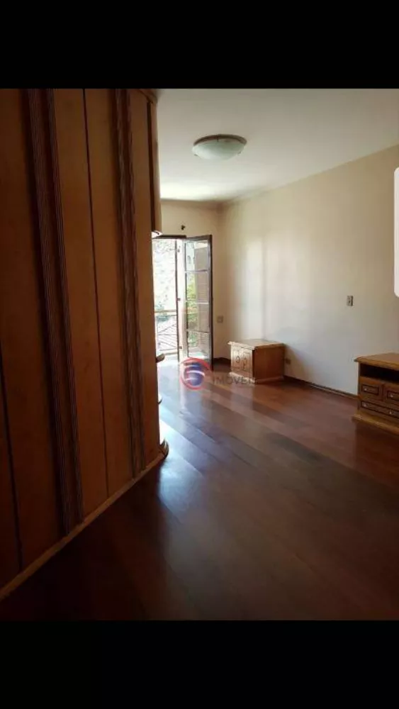 Sobrado à venda com 3 quartos, 200m² - Foto 8