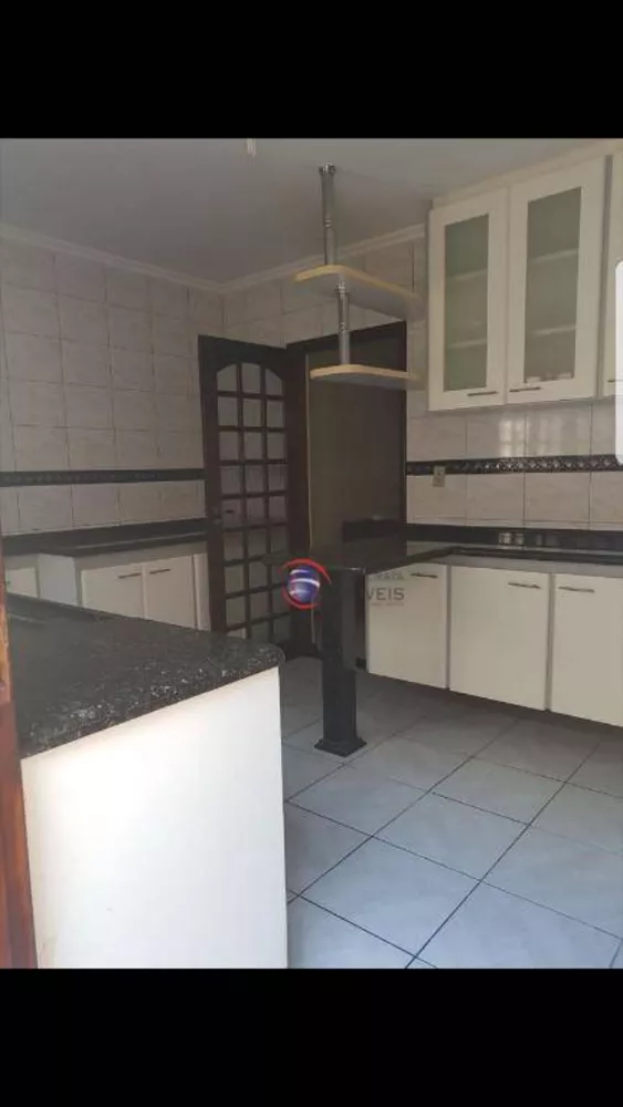 Sobrado à venda com 3 quartos, 200m² - Foto 16