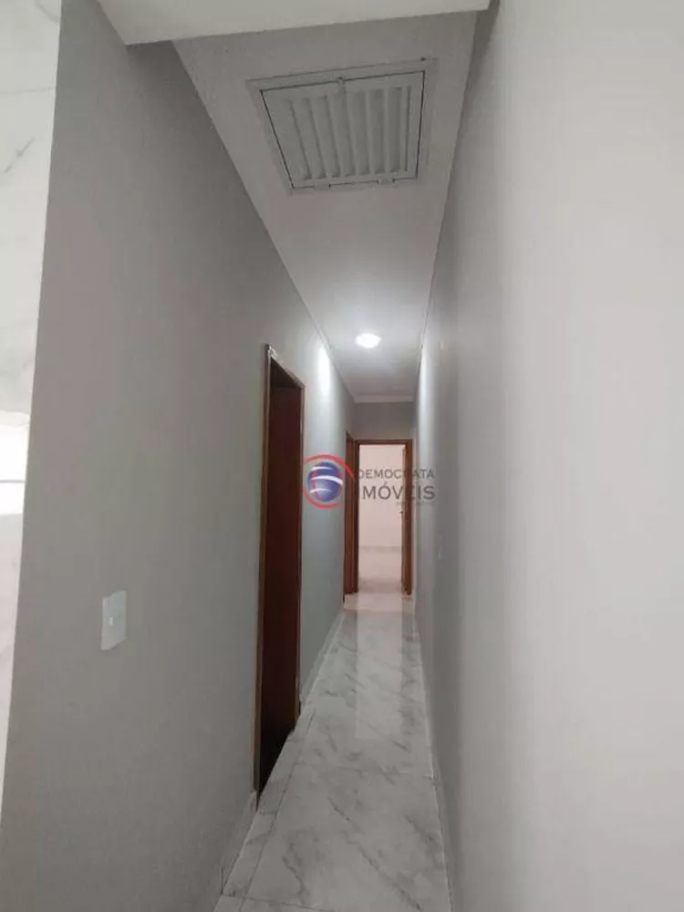 Casa à venda com 2 quartos, 90m² - Foto 7