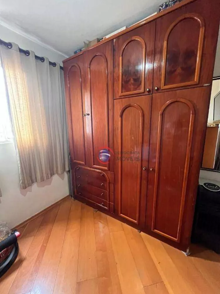 Apartamento à venda com 3 quartos, 77m² - Foto 4