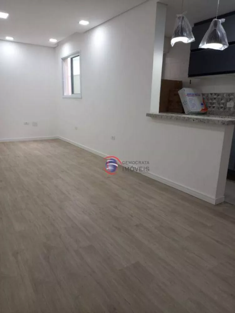 Apartamento à venda com 3 quartos, 70m² - Foto 4