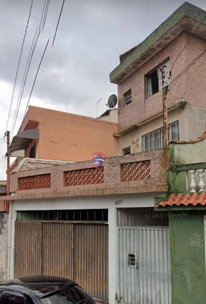 Sobrado à venda com 4 quartos, 243m² - Foto 1