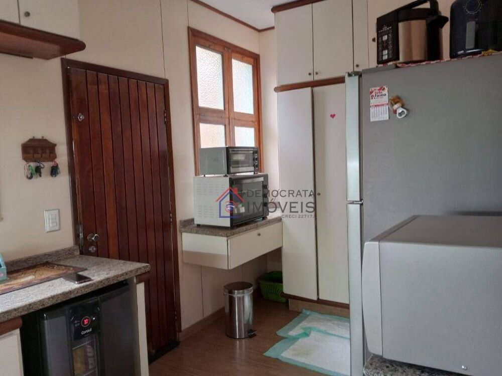 Sobrado, 4 quartos, 301 m² - Foto 6