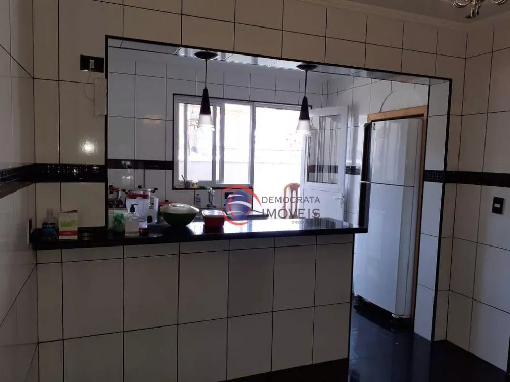 Casa à venda com 3 quartos, 360m² - Foto 14