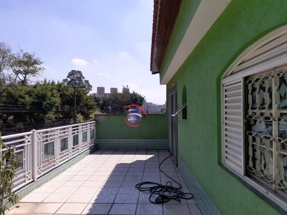 Casa à venda com 3 quartos, 360m² - Foto 1