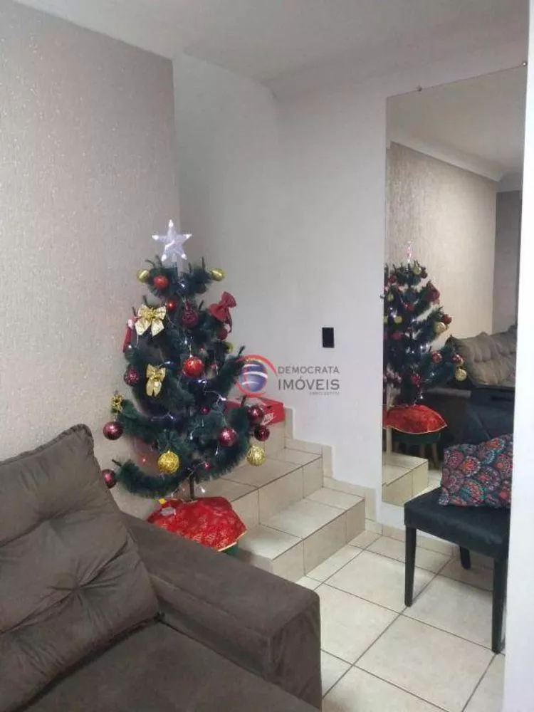 Sobrado à venda com 2 quartos, 103m² - Foto 3