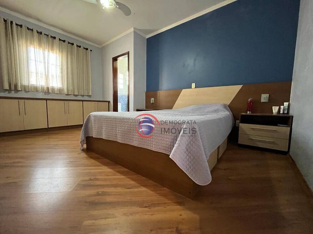 Sobrado, 4 quartos, 250 m² - Foto 3