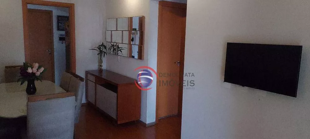 Apartamento à venda com 2 quartos, 60m² - Foto 1