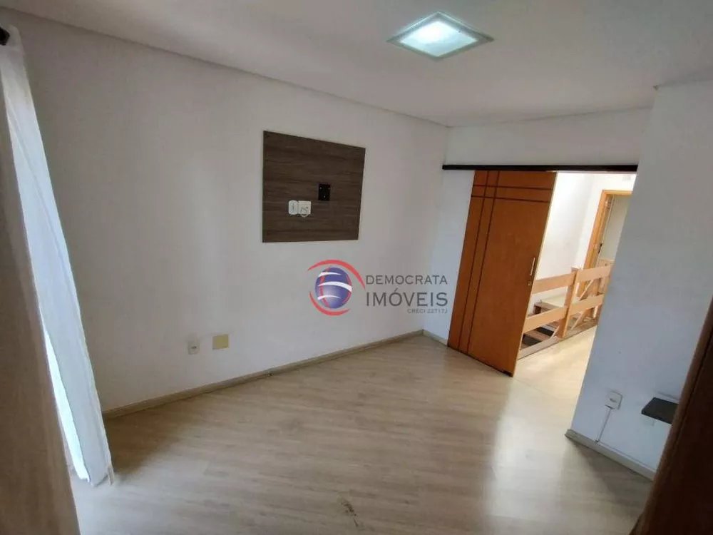 Sobrado à venda com 3 quartos, 196m² - Foto 7