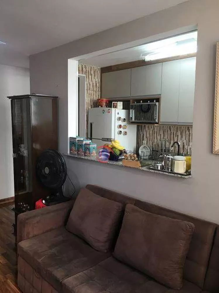 Apartamento à venda com 2 quartos, 49m² - Foto 2