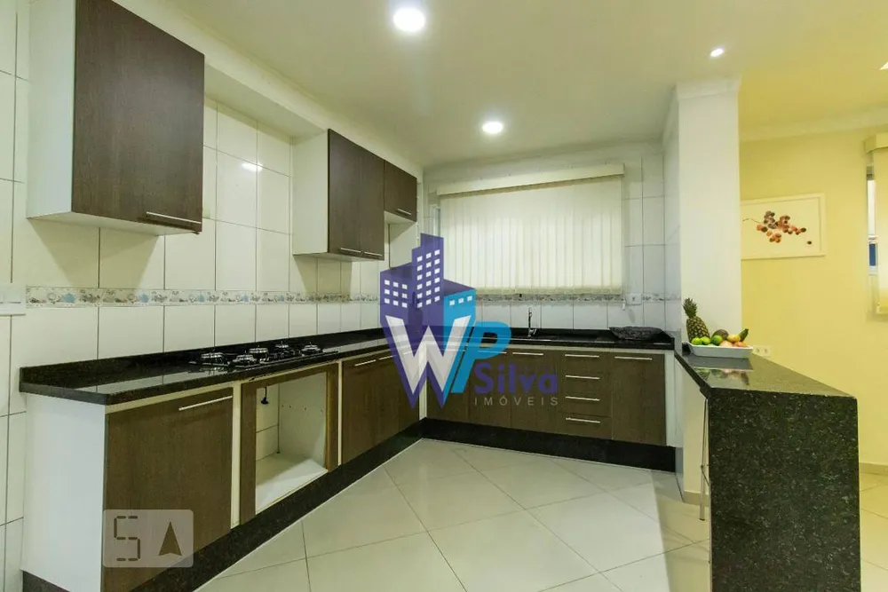 Sobrado, 3 quartos, 200 m² - Foto 1