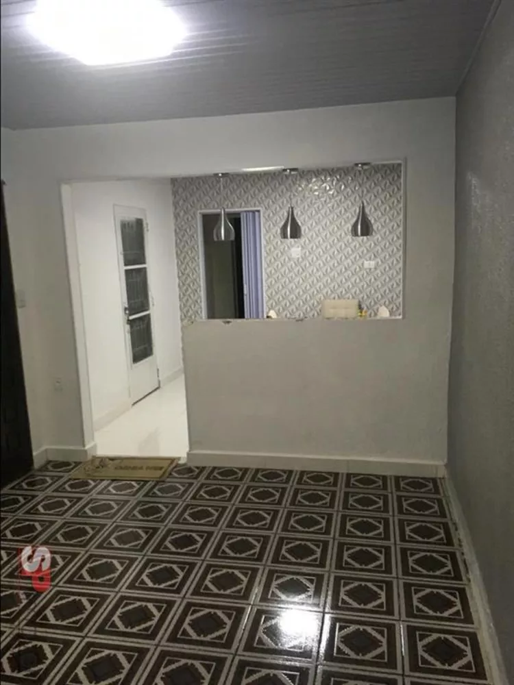 Casa à venda com 2 quartos, 98m² - Foto 2