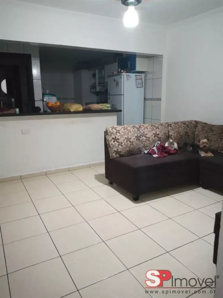 Casa à venda com 3 quartos, 180m² - Foto 4