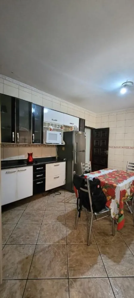 Sobrado, 3 quartos, 200 m² - Foto 3