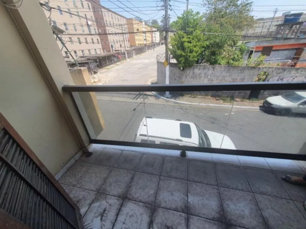 Sobrado à venda com 3 quartos, 220m² - Foto 2