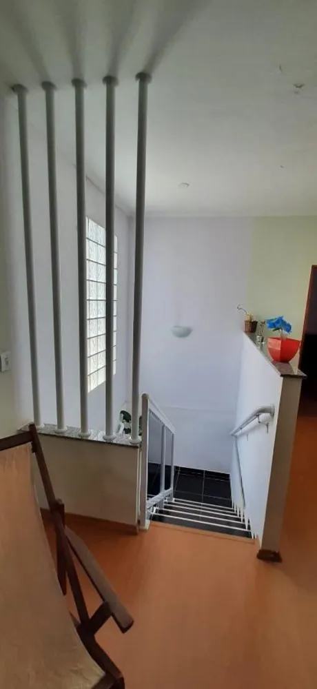 Casa, 4 quartos, 235 m² - Foto 4