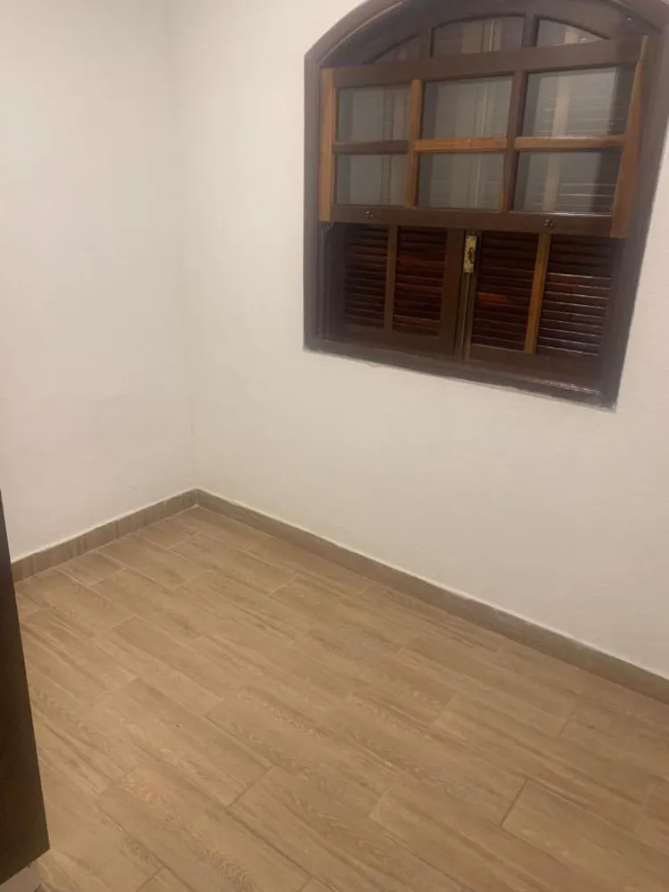 Casa, 3 quartos, 200 m² - Foto 6