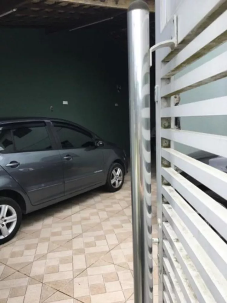 Sobrado à venda com 3 quartos, 200m² - Foto 4