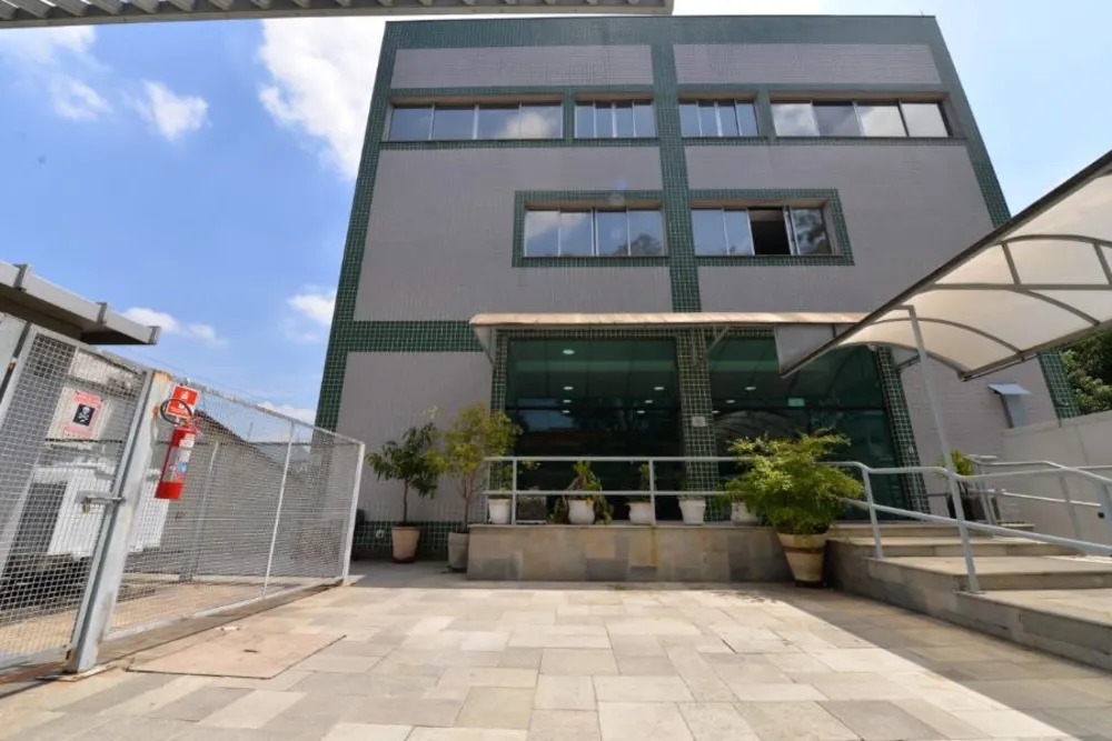 Loja-Salão, 2247 m² - Foto 1