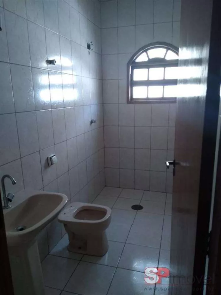 Prédio Inteiro à venda com 1 quarto, 546m² - Foto 1