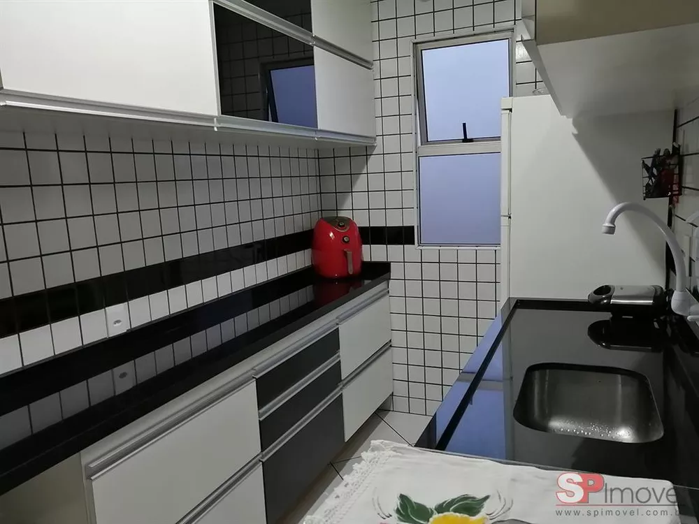 Apartamento à venda com 2 quartos, 63m² - Foto 10